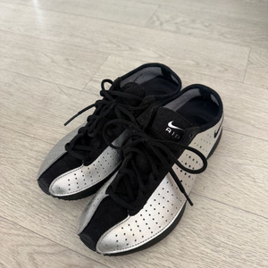 나이키 에어 슈퍼플라이 메탈릭실버 230