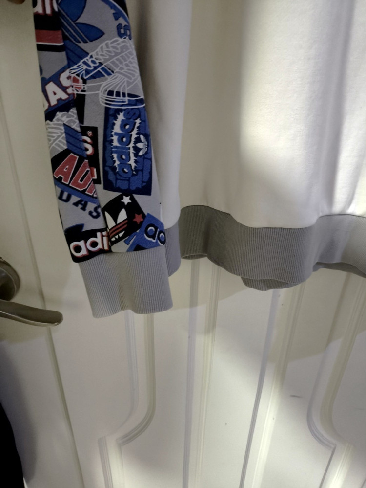 100 아디다스 x 니고 25 슬램크루 맨투맨 이미지