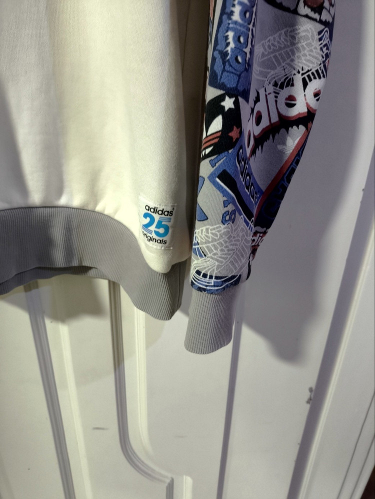 100 아디다스 x 니고 25 슬램크루 맨투맨 이미지