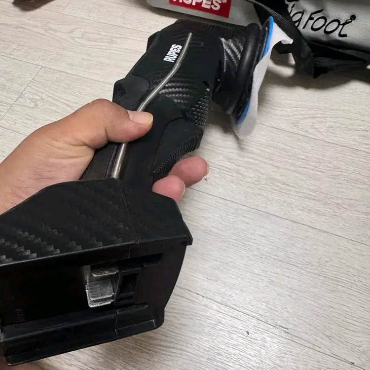 루페스 무선광택기 판매합니다--5