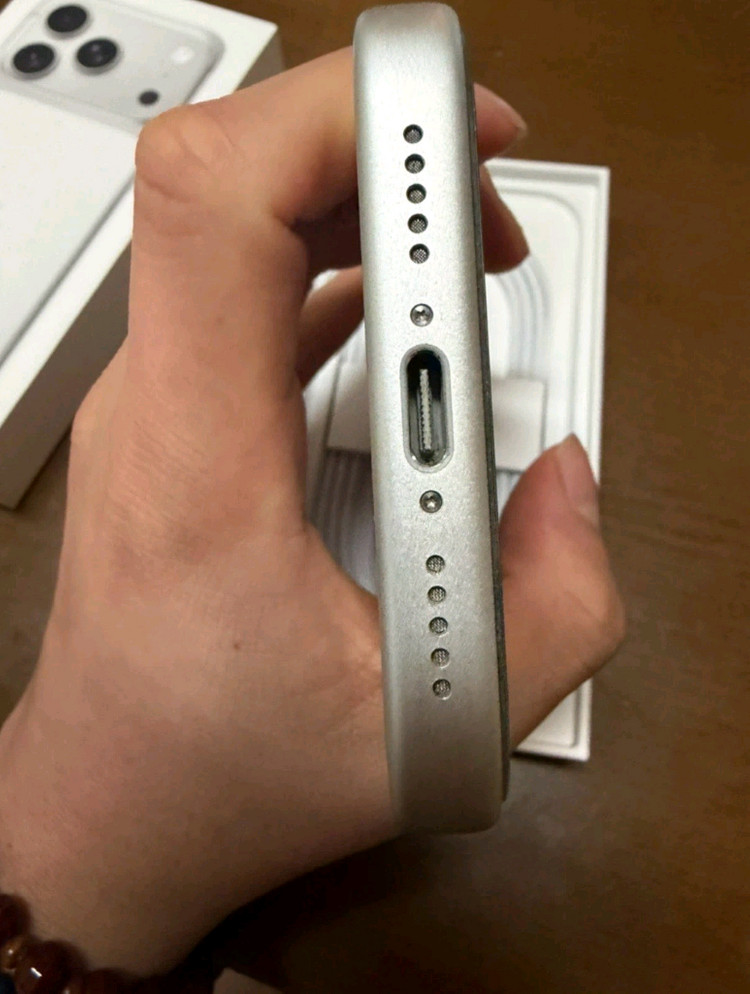 아이폰17프로256실버 자급제 풀박스--5