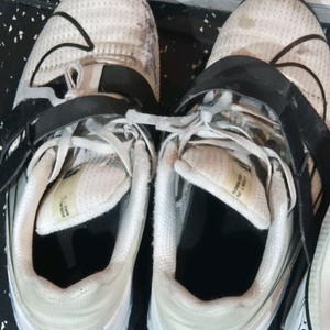 나이키 로말레오4 역도화 255 이미지