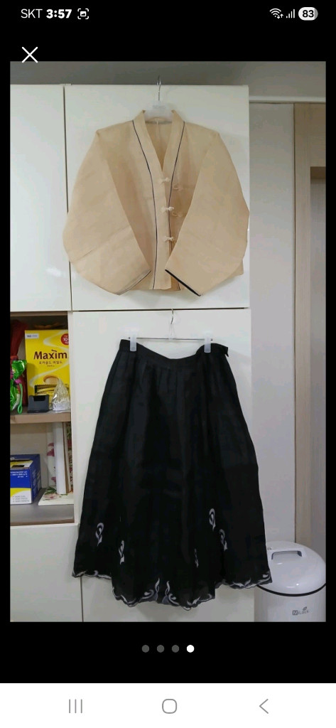 국산 모시상의+치마(둘다손으로 만듦) 이미지