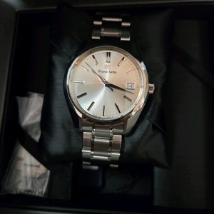 그랜드세이코 sbgp001 샴페인색 판매합니다