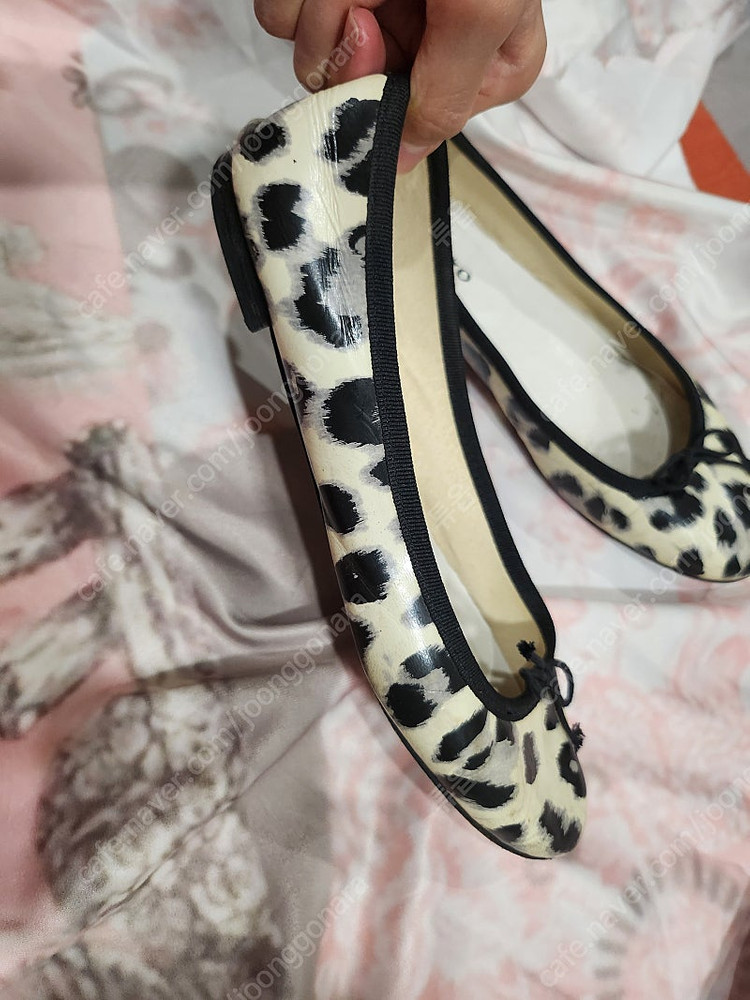 레페토 플랫 발레리나슈즈 이미지