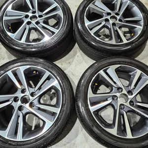 아반떼ad 17인치 순정 휠타이어 판매합니다 이미지