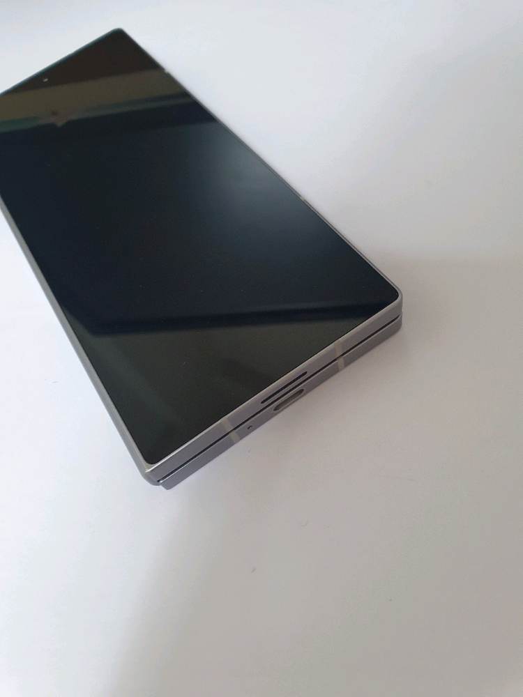 갤럭시폴드6 무잔상 아주깨끗 보증기간2026년10월까지--2