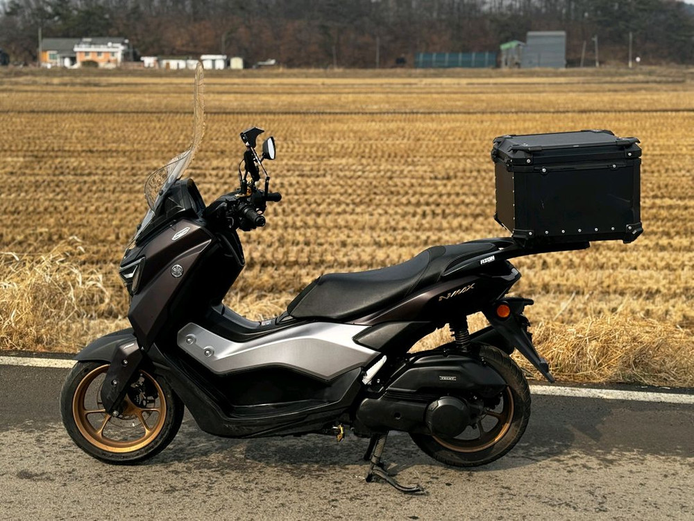 야마하NMAX155/25년식/1만키로/400만원/배달세팅완 이미지