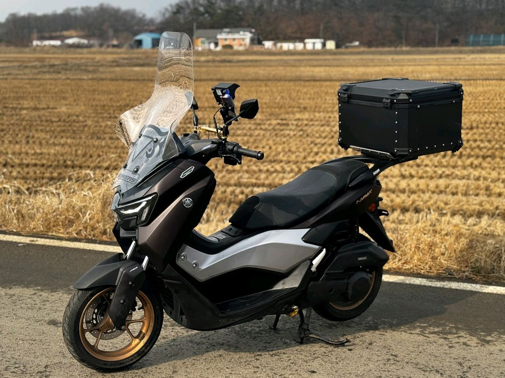 야마하NMAX155/25년식/1만키로/400만원/배달세팅완 이미지