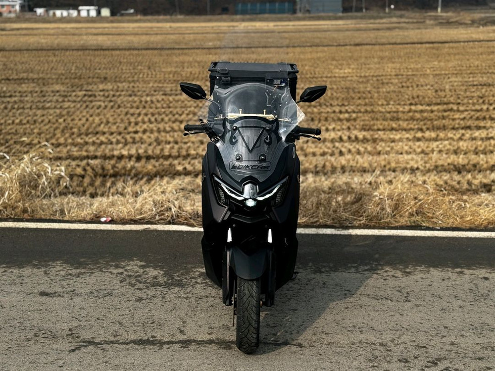 야마하NMAX155/25년식/1만키로/400만원/배달세팅완 이미지