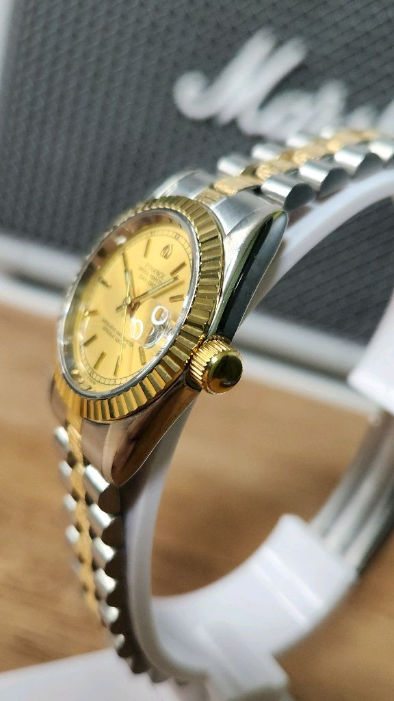 #에센스 여성용 오이스터 퍼페츄얼 데이져스트 골드 콤비 여성명품시계 급처--8