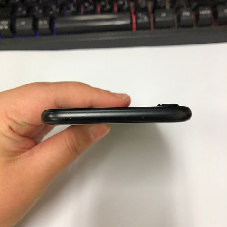 .아이폰7 128GB 매트블랙 중고폰 배터리100% 인스타 사진폰 카메라폰 레트로감성 126841 이미지