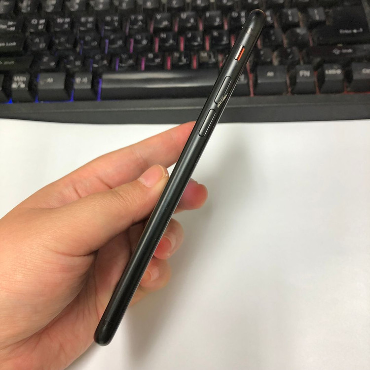 .아이폰7 128GB 매트블랙 중고폰 배터리100% 인스타 사진폰 카메라폰 레트로감성 126841 이미지