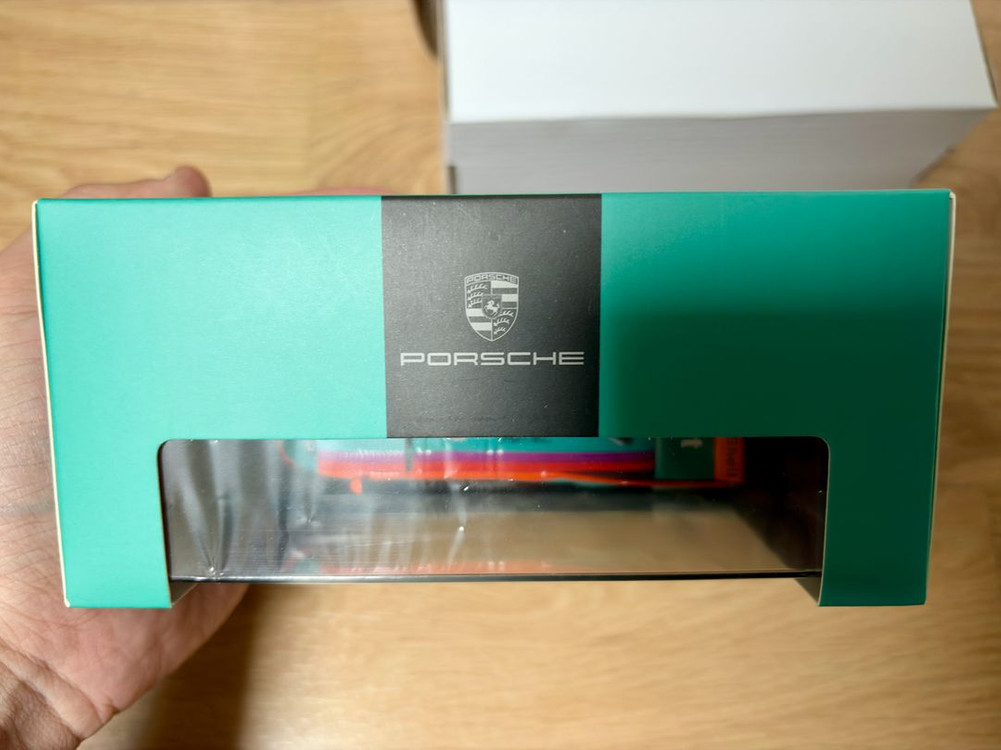 포르쉐 Porsche 917/30 스파이더 1:43 한정판 모델 다이캐스트 팝니다. 이미지