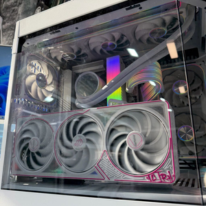 RTX5070Ti 라이젠 9600X DDR5 32GB 완본체 팝니다 이미지