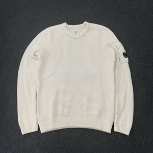 CP컴퍼니 아이보리 렌즈와펜 니트