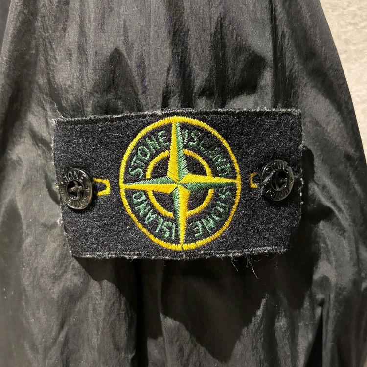 스톤아일랜드 크링클랩스 바람막이 S사이즈--1