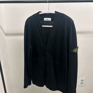 스톤아일랜드 와펜 패치 브이넥 울 가디건 L사이즈