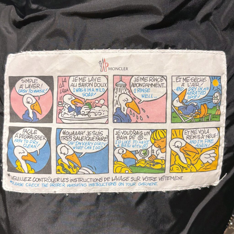 몽클레어 아미오 경량패딩 2사이즈--3