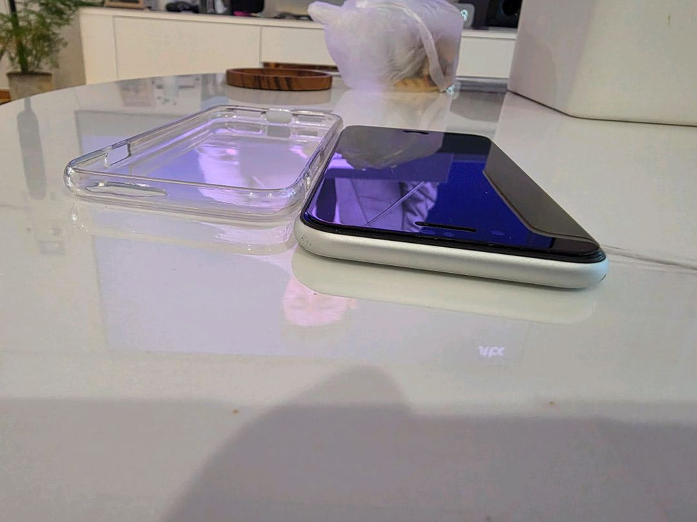 아이폰se2 128GB 화이트--10