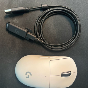 로지텍 지슈라2 화이트 (G Pro Superlight2)