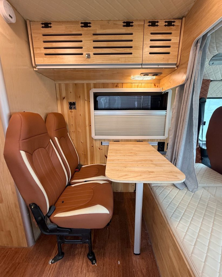 카운티캠핑카 이미지