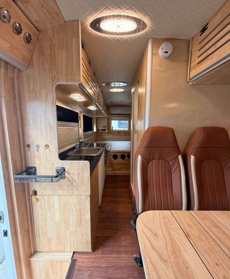 카운티캠핑카 이미지