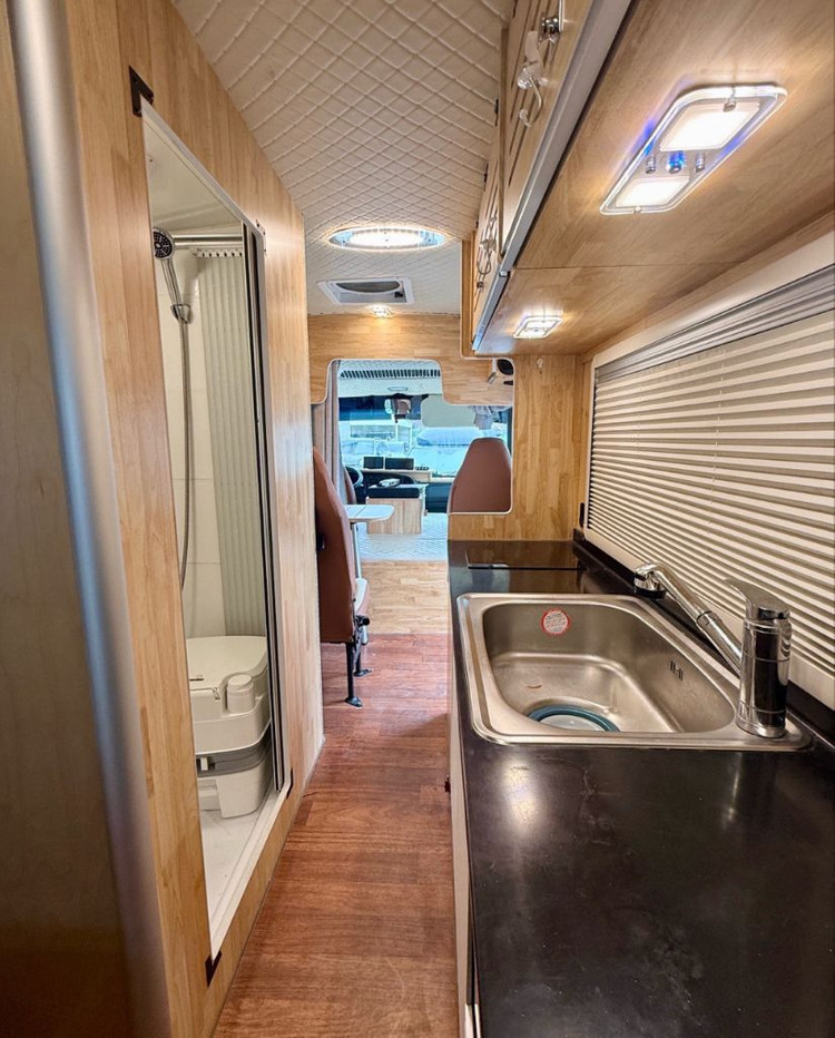 카운티캠핑카 이미지