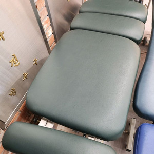 아이웰니스 도수 전동 테이블 추나베드 도수베드 드랍베드 이미지