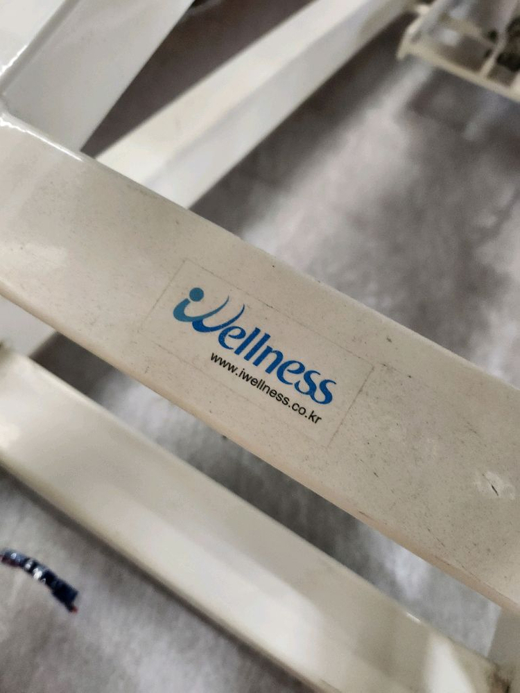 아이웰니스 도수 전동 테이블 추나베드 도수베드 드랍베드 이미지