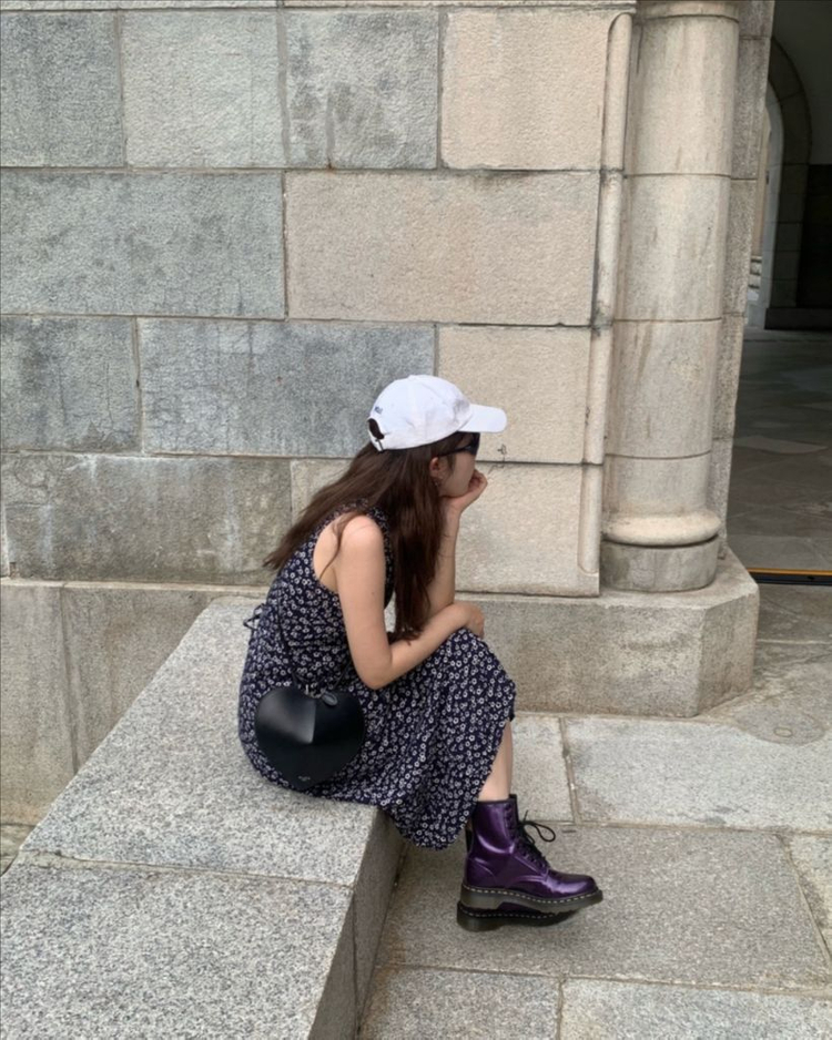 (미개봉 230) 닥터마틴 1460 W 퍼플 온무드 프레클 글로니 투머치택스 스컬프터 시눈 오버듀플레어 에이치모드 이미지