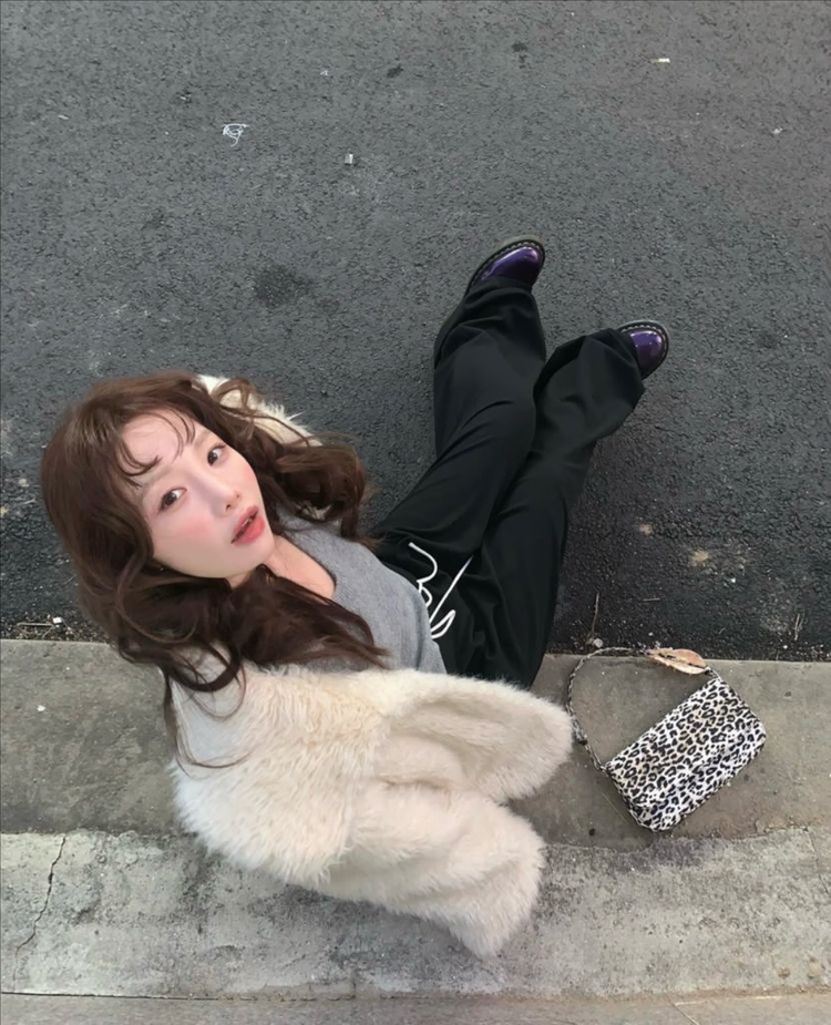 (미개봉 230) 닥터마틴 1460 W 퍼플 온무드 프레클 글로니 투머치택스 스컬프터 시눈 오버듀플레어 에이치모드 이미지