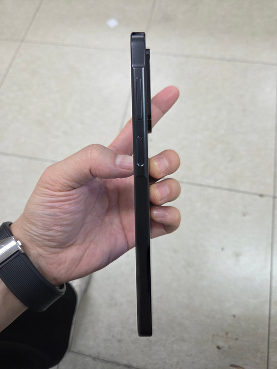 [23만]단품 특S급 갤럭시A17 블랙--1