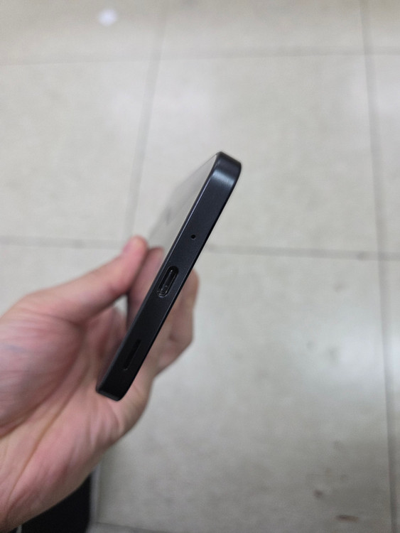 [23만]단품 특S급 갤럭시A17 블랙--4