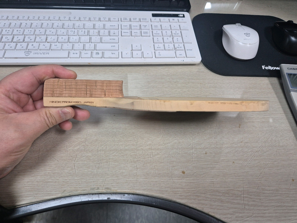 탁구라켓 고급 팬홀더 팝니다.(가격내림)--1