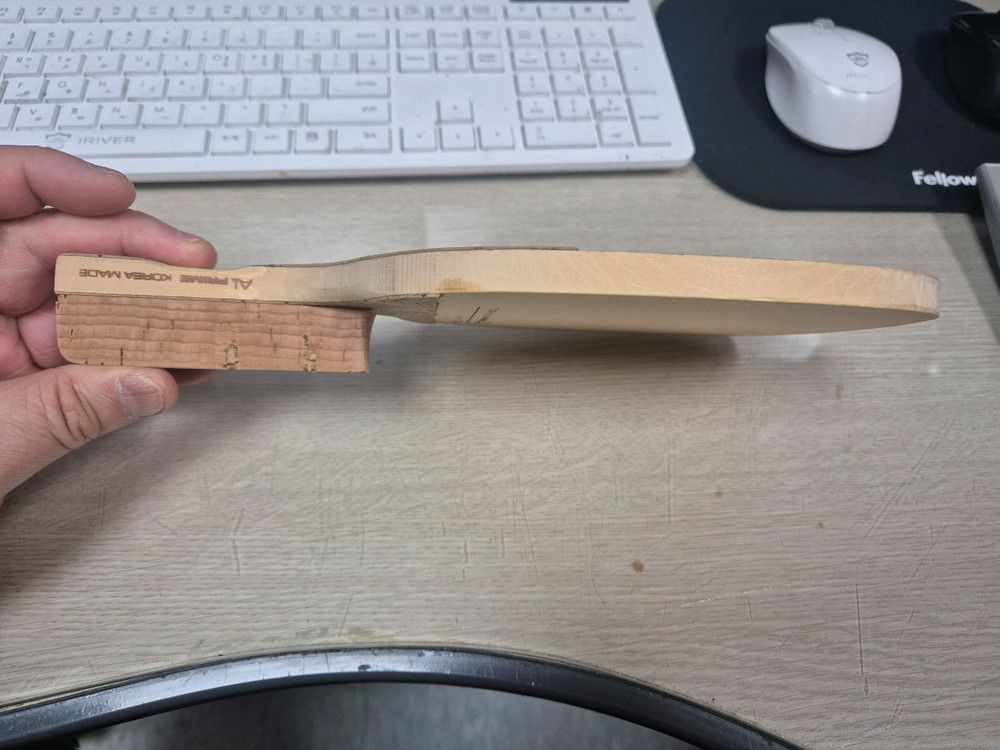 탁구라켓 고급 팬홀더 팝니다.(가격내림)--2