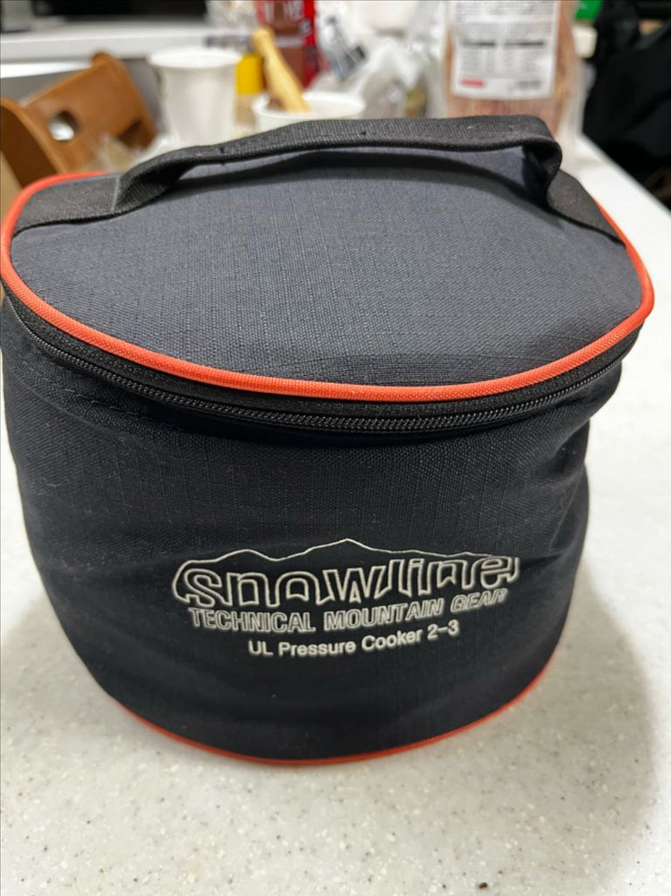 스노우라인 캠핑용 압력솥 이미지