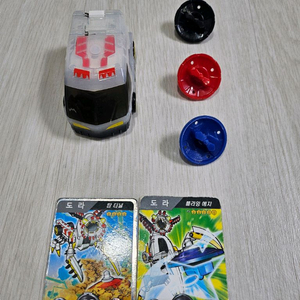 터닝메카드 도라 카드2장 팽이3개 이미지