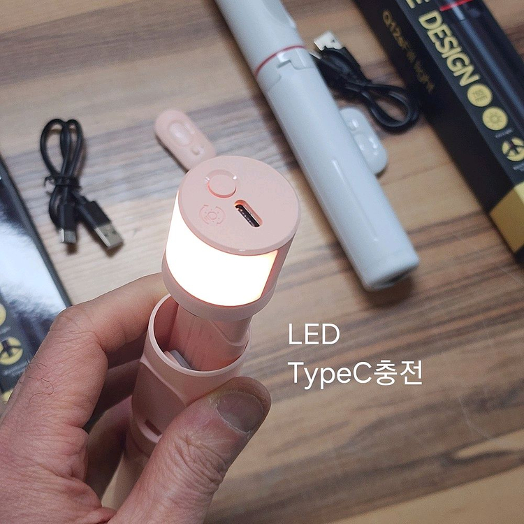 [Q12s] BT리모콘 LED라이트 충전식 폰삼각대 셀카봉 이미지