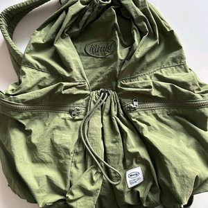 엠엠엘지 백팩 mmlg가방 카키색 이미지