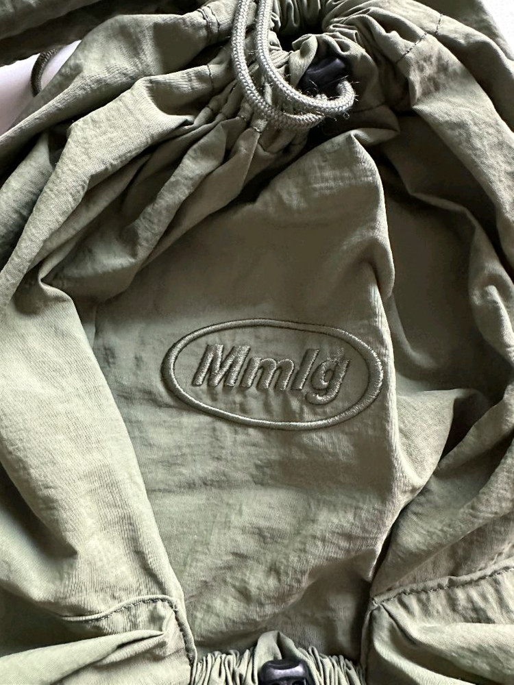 엠엠엘지 백팩 mmlg가방 카키색 이미지