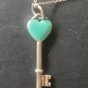 티파니앤코 터키석 하트 키 열쇠 목걸이 이미지