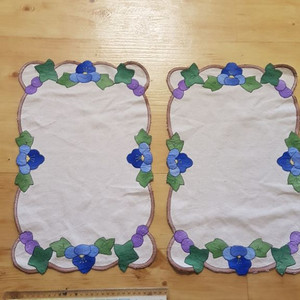 유럽 앤틱 아플리케 린넨 테이블 러너 이미지