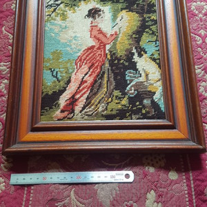 유럽 앤틱 원목프레임 연인 니들 액자 이미지