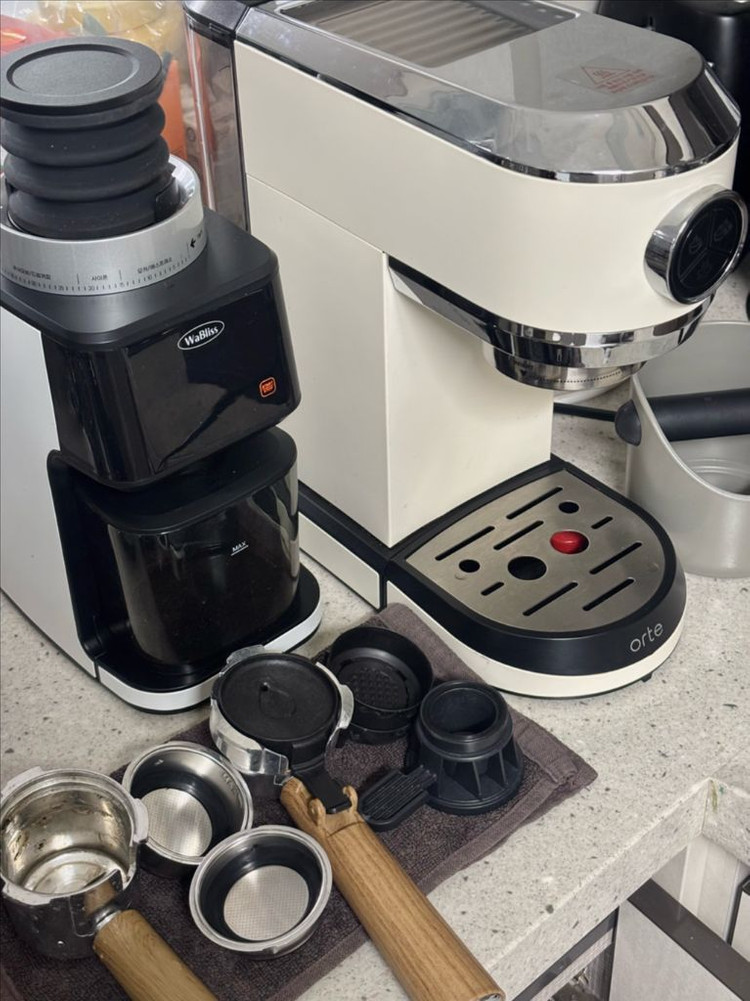 오르테 커피머신 및 2026 와블리스 신형 그라인더 이미지