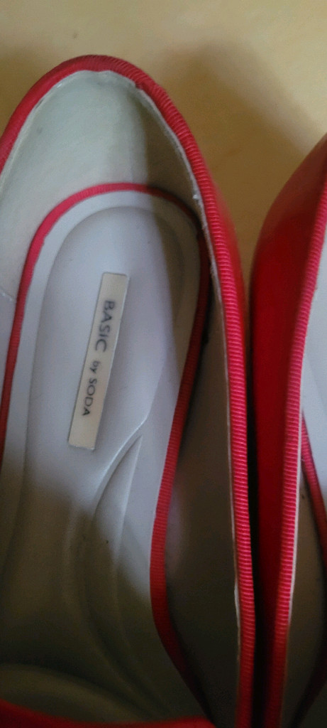 베이직 소다 여성 로퍼 아이보리 색상 230 이미지