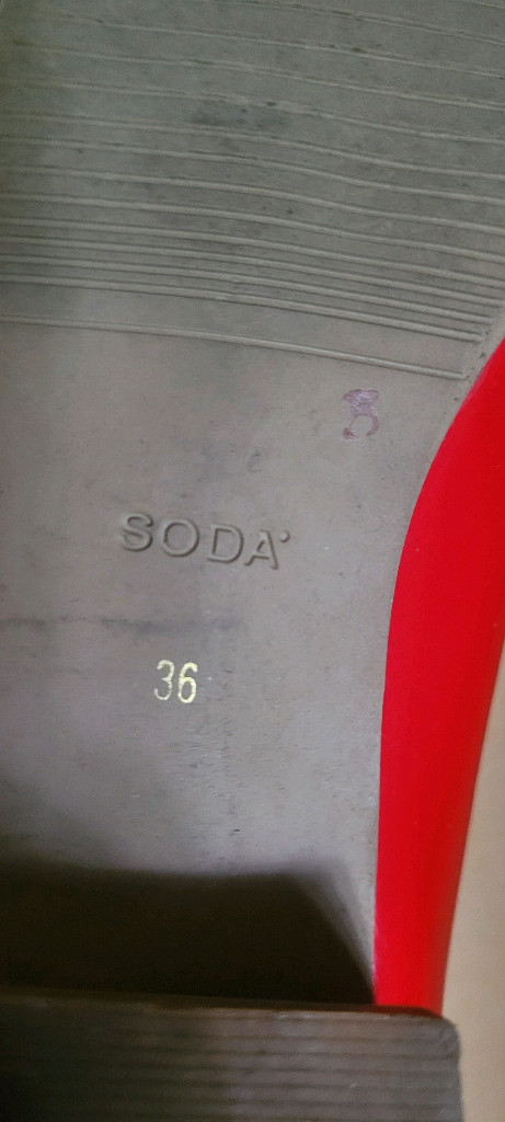 베이직 소다 여성 로퍼 아이보리 색상 230 이미지