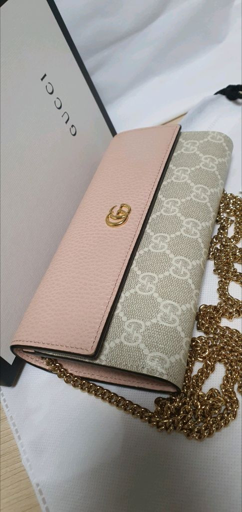 구찌 마몬트 크로스백 장지갑 새상품급 정품(감정O)구찌프라다루이비통디올고야드샤넬셀린느보테가생로랑발렌시아가버버리가방--2