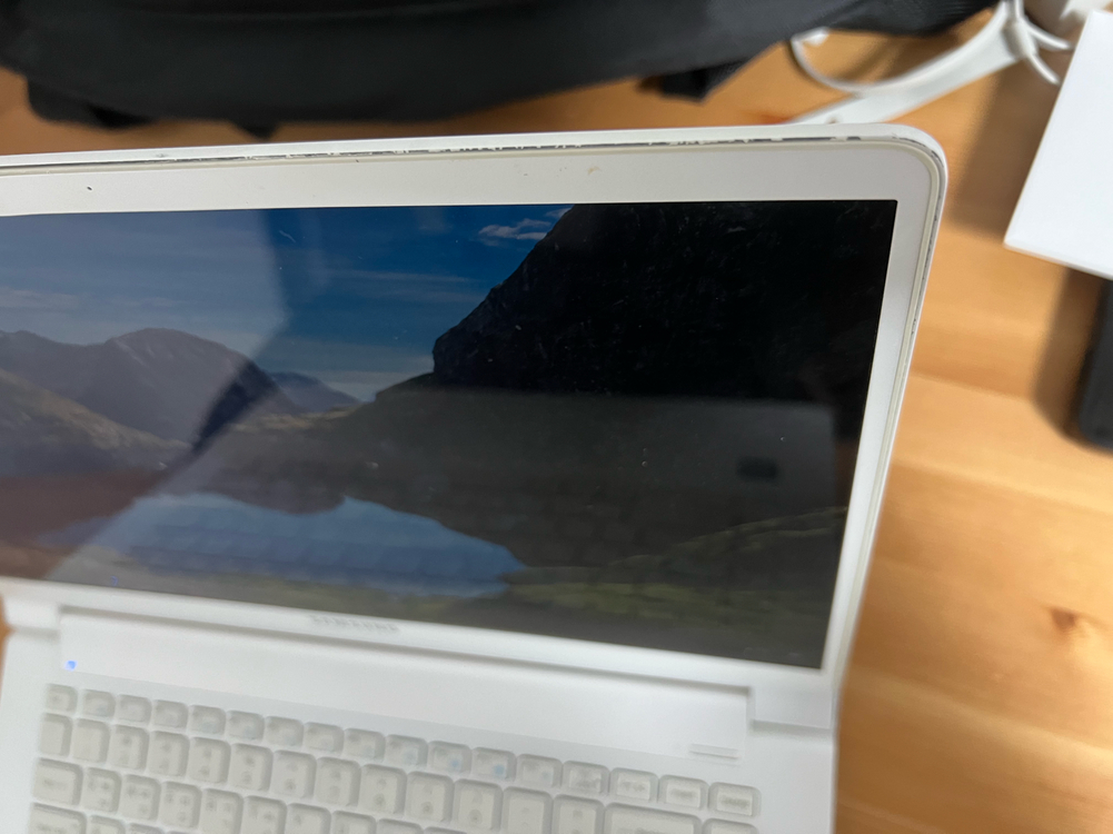 삼성 노트북9 메탈 화이트 15인치 노트북 판매합니다--4