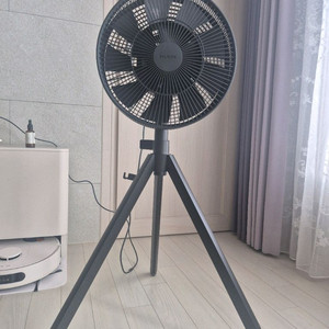 발뮤다 그린팬 스튜디오 선풍기 최신형 팝니다. 이미지